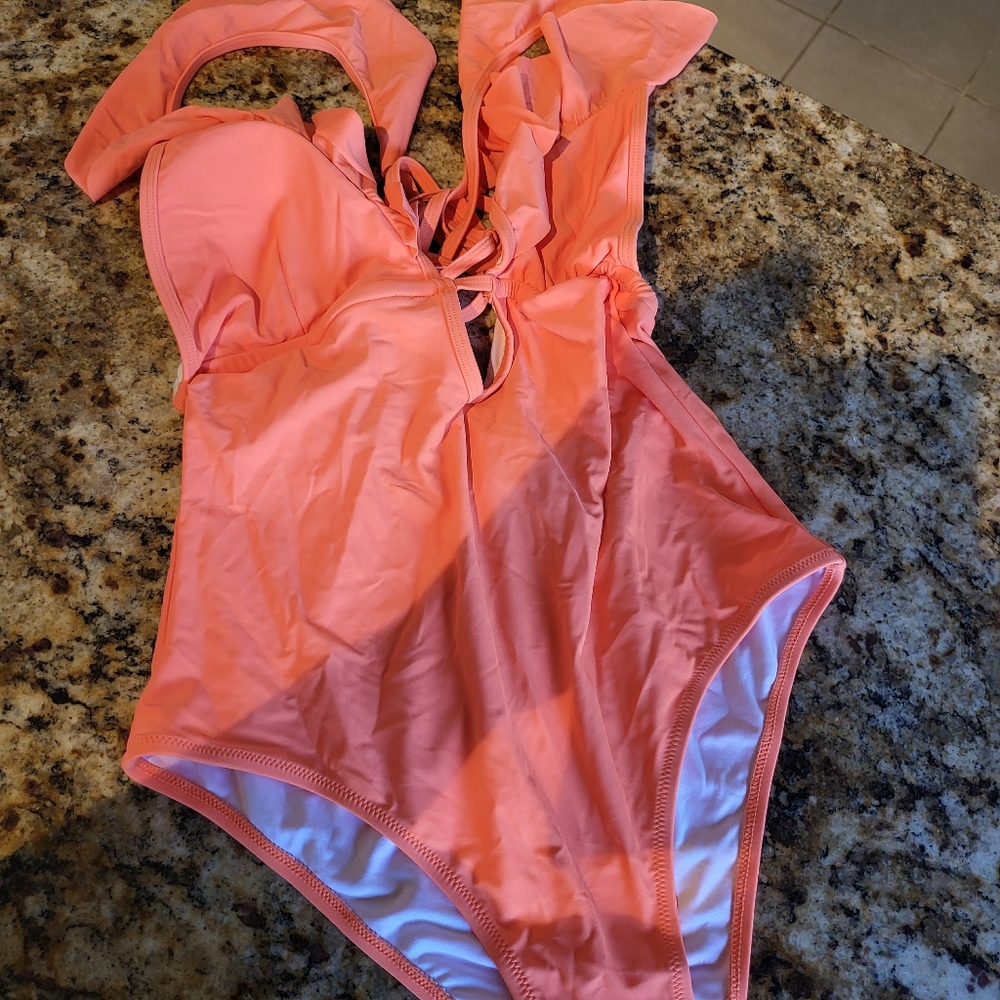 Bathing suit